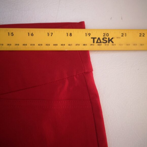Ricki's Ladies Red Size XXL Pull On Style Capri Length Pants - Picture 10 of 12